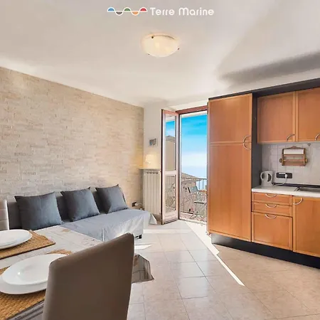 Il Nido Delle Cinque Terre 볼라스트라